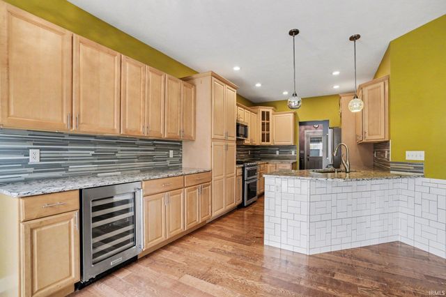 24742 W Maple Way, South Bend, IN 46628