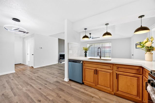 8618 Van Hut Lane, Houston, TX 77044