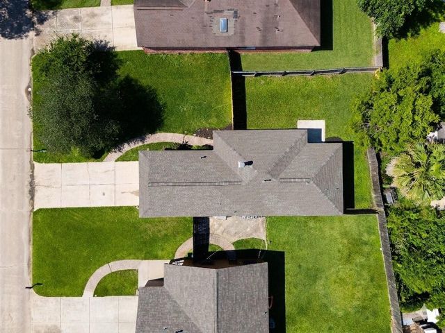 8618 Van Hut Lane, Houston, TX 77044