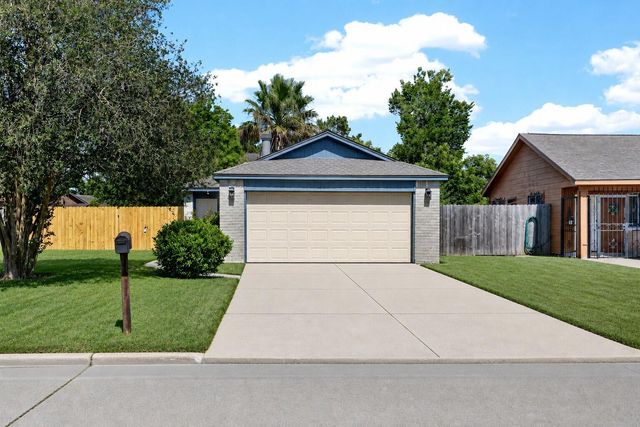 8618 Van Hut Lane, Houston, TX 77044
