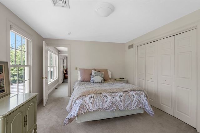 160 Quail Run, Marshfield, MA 02050