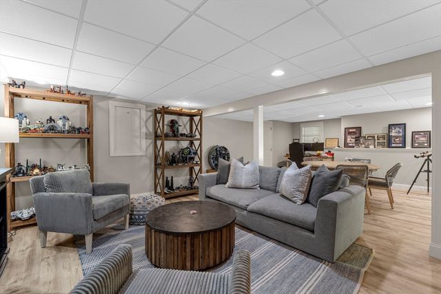 160 Quail Run, Marshfield, MA 02050