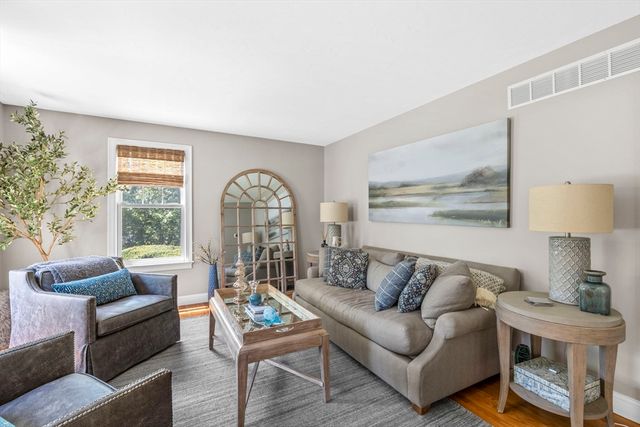 160 Quail Run, Marshfield, MA 02050
