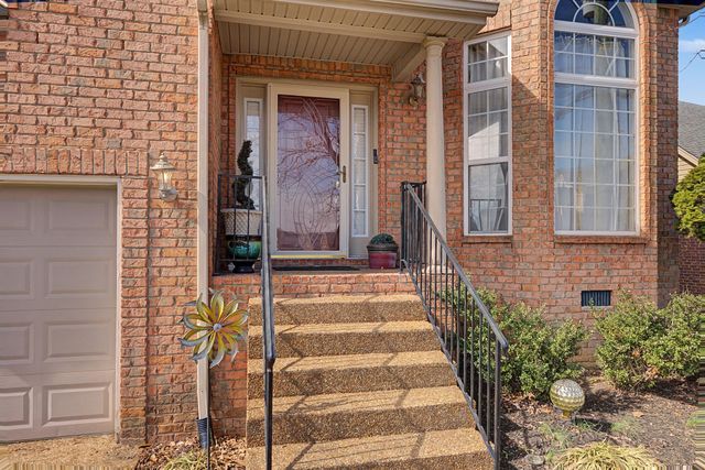 5672 Deer Valley Trl, Antioch, TN 37013