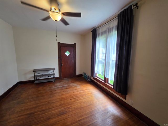 9914 E Jackson Street, Selma, IN 47383