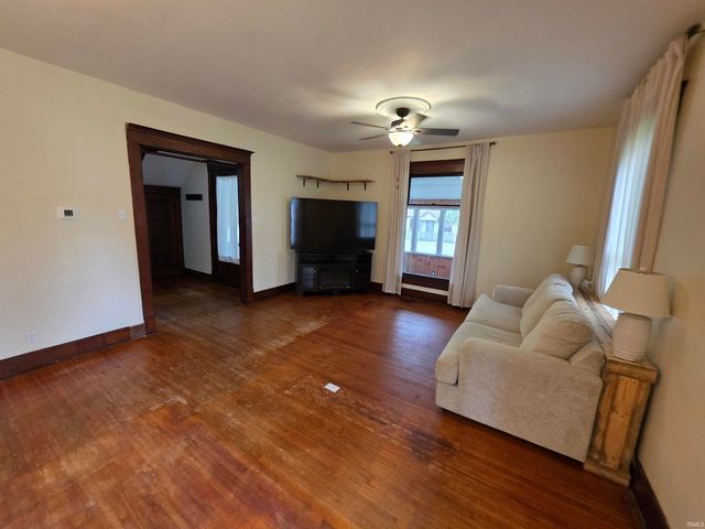 9914 E Jackson Street, Selma, IN 47383
