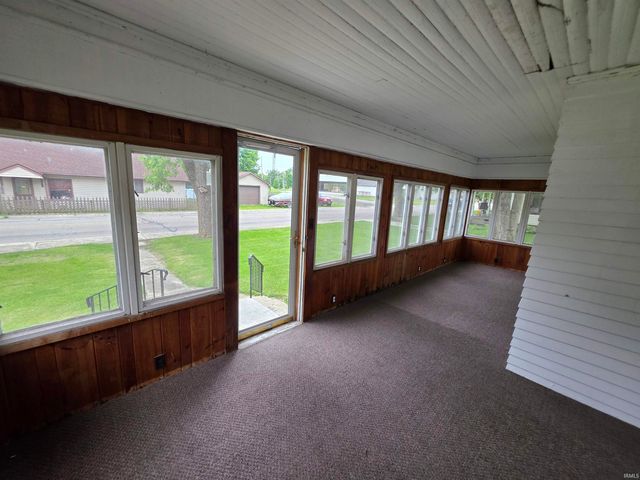 9914 E Jackson Street, Selma, IN 47383