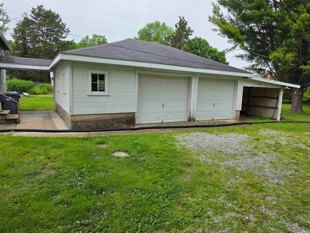 9914 E Jackson Street, Selma, IN 47383