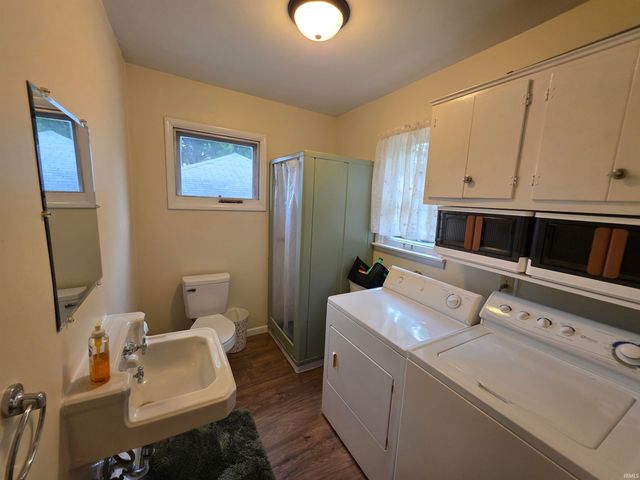9914 E Jackson Street, Selma, IN 47383