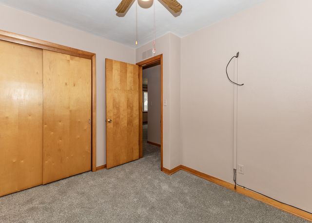 1850 45th Street, Rock Island, IL 61201