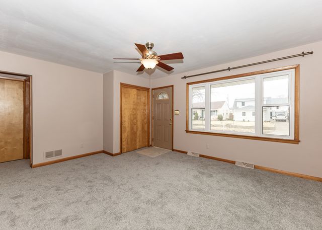 1850 45th Street, Rock Island, IL 61201