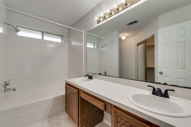 109 Brockway Drive, Rockwall, TX 75032