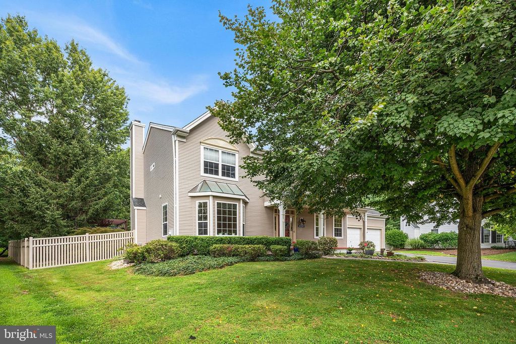 39 CHICORY LN, PENNINGTON, NJ 08534 — photo 2