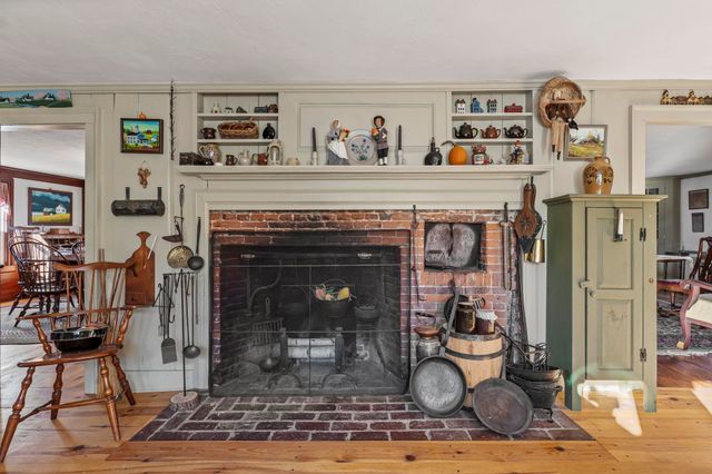 392 High Street, Candia, NH 03034