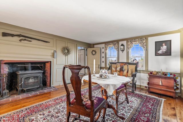 392 High Street, Candia, NH 03034