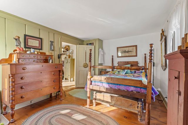 392 High Street, Candia, NH 03034