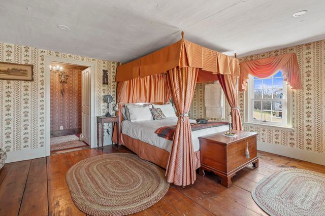 392 High Street, Candia, NH 03034