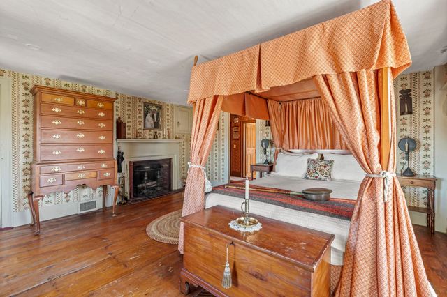 392 High Street, Candia, NH 03034