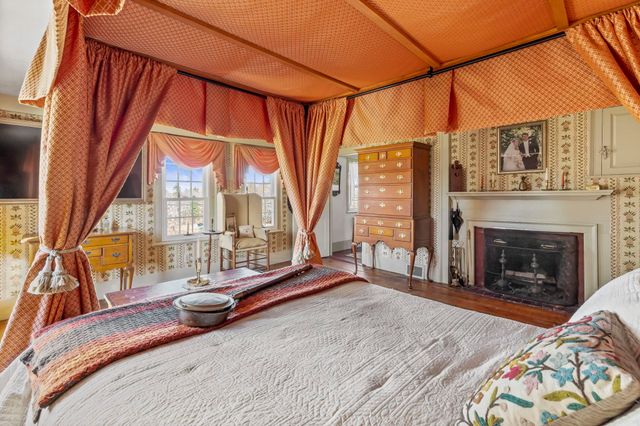 392 High Street, Candia, NH 03034