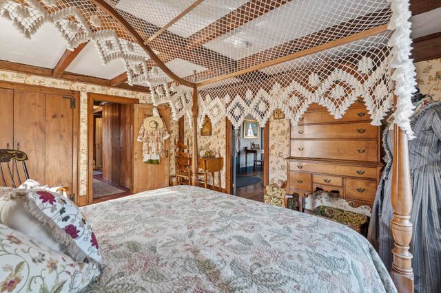 392 High Street, Candia, NH 03034