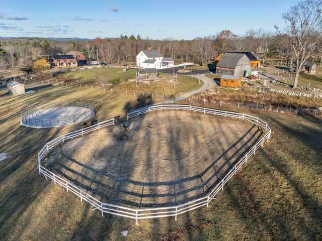 392 High Street, Candia, NH 03034