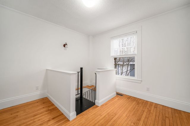 220 Lowell Ave 1, Newton, MA 02460