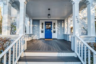 220 Lowell Ave 1, Newton, MA 02460