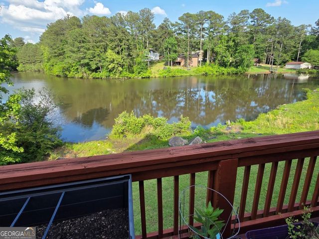 3932 Misty Lake, Ellenwood, GA 30294