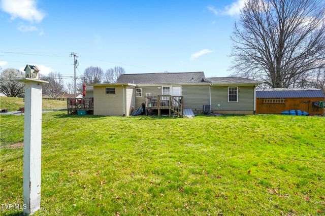 2426 Old Lewis Road, Johnson City, TN 37601