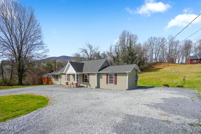 2426 Old Lewis Road, Johnson City, TN 37601