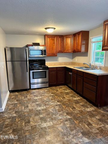 2426 Old Lewis Road, Johnson City, TN 37601