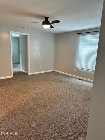 2426 Old Lewis Road, Johnson City, TN 37601