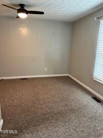 2426 Old Lewis Road, Johnson City, TN 37601