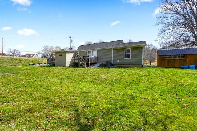 2426 Old Lewis Road, Johnson City, TN 37601