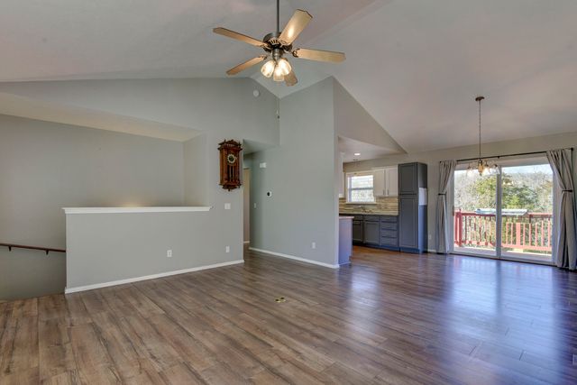 309 Van Buren Road, Branson, MO 65616