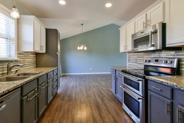 309 Van Buren Road, Branson, MO 65616