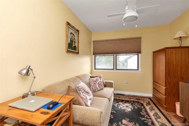 2189 Jerusalem Avenue, Merrick, NY 11566