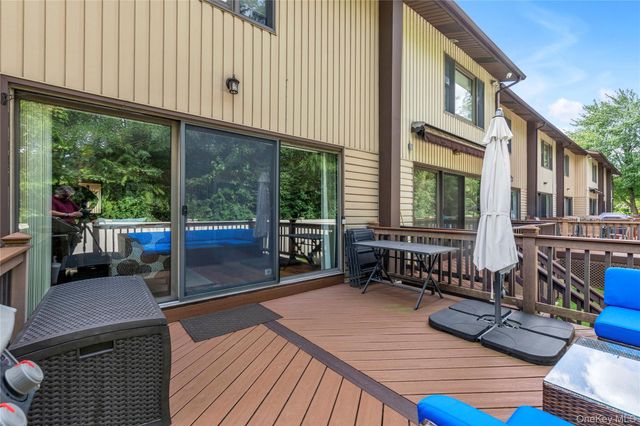 2189 Jerusalem Avenue, Merrick, NY 11566