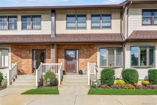 2189 Jerusalem Avenue, Merrick, NY 11566