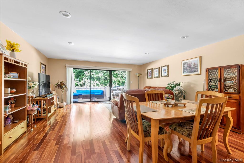 2189 Jerusalem Avenue, Merrick, NY 11566 — photo 5