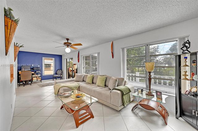 1705 NW 69th Ter, Margate, FL 33063