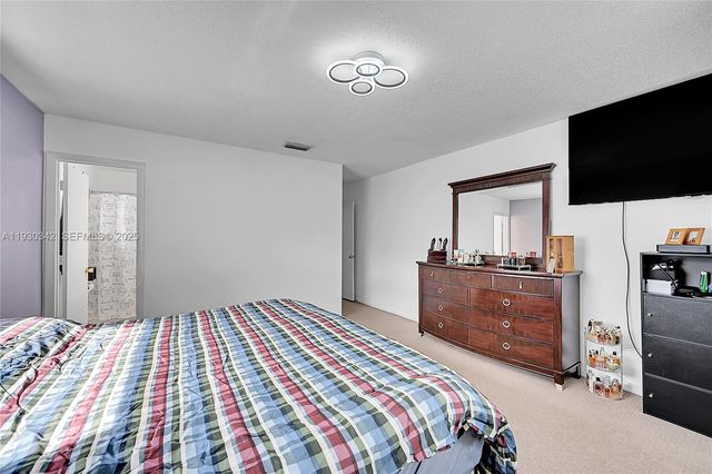 1705 NW 69th Ter, Margate, FL 33063