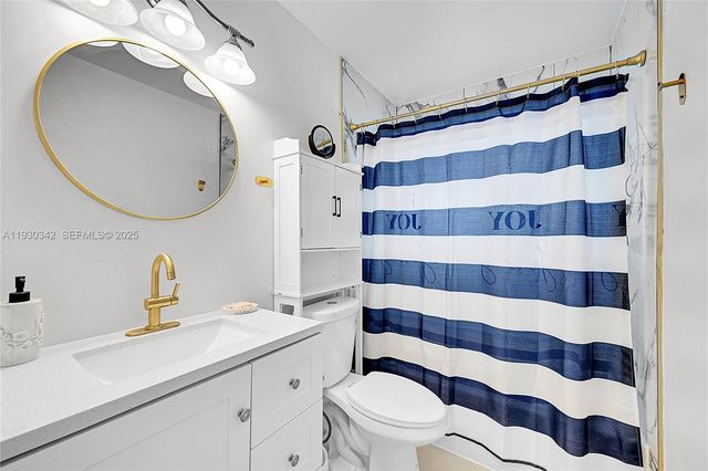 1705 NW 69th Ter, Margate, FL 33063