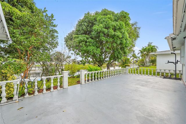 1705 NW 69th Ter, Margate, FL 33063