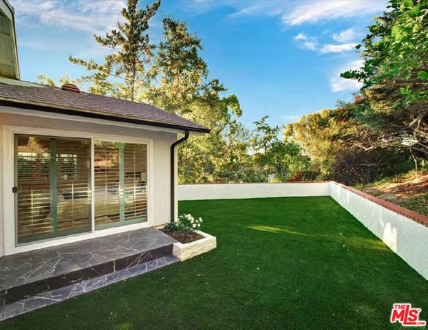 4732 Del Moreno Drive, Woodland Hills (los Angeles), CA 91364