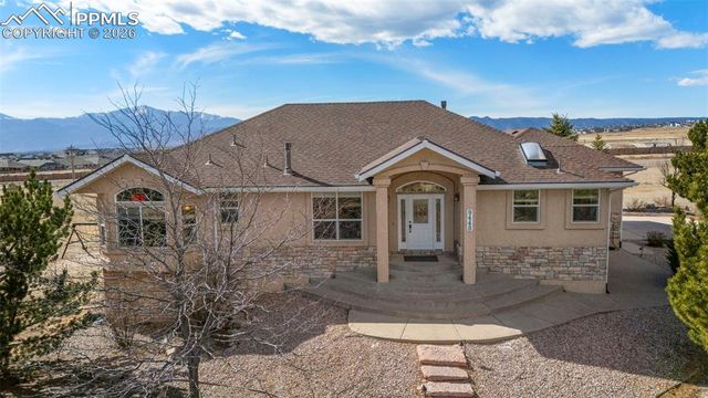 9448 Cairngorm Way, Colorado Springs, CO 80908