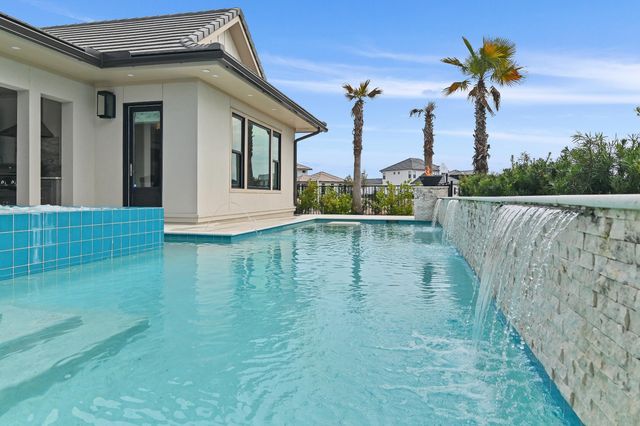 4548 Sailmaker Lane, Destin, FL 32541