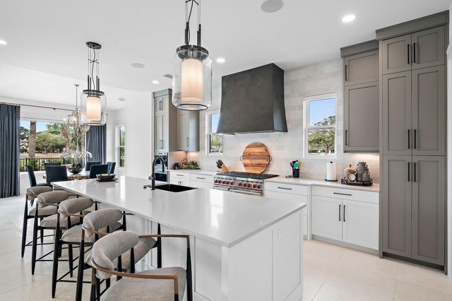 4548 Sailmaker Lane, Destin, FL 32541