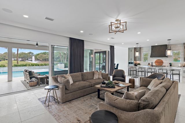 4548 Sailmaker Lane, Destin, FL 32541