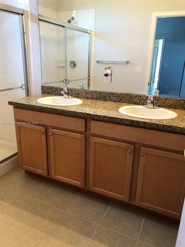1524 SW 147th Ave 1524, Pembroke Pines, FL 33027